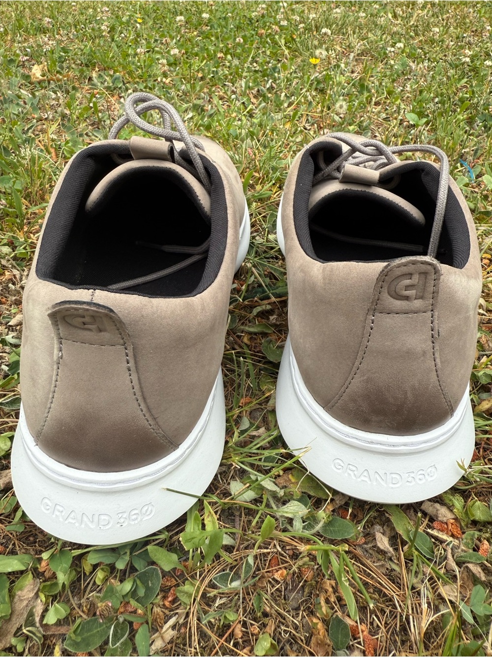Men's Casual Suede Lace-Up Sneakers - Taupe - Picture 5 of 8